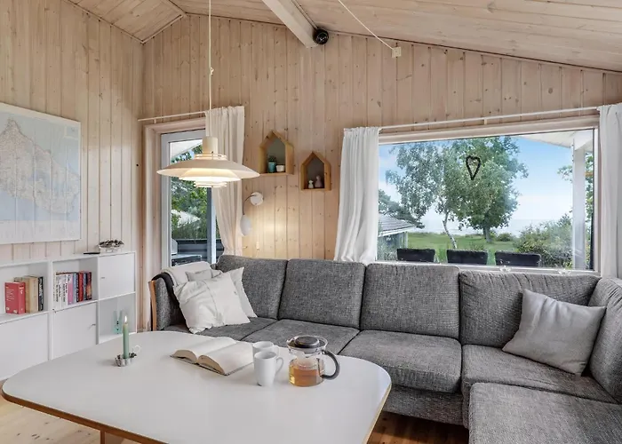 Nattergalen Feriehus *