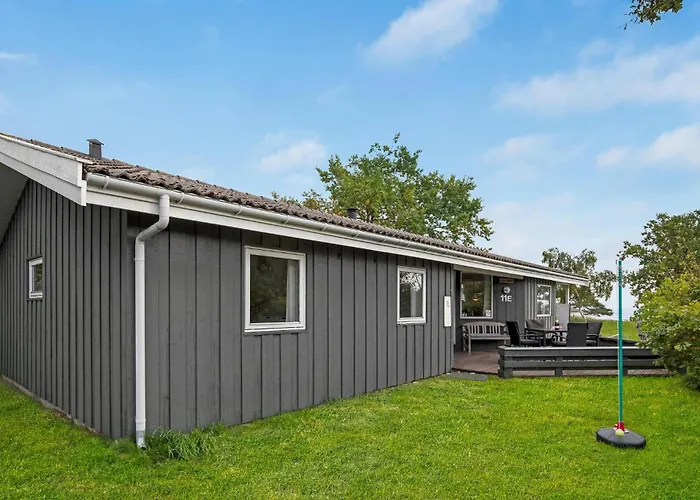 Feriehus Nattergalen Neksø
